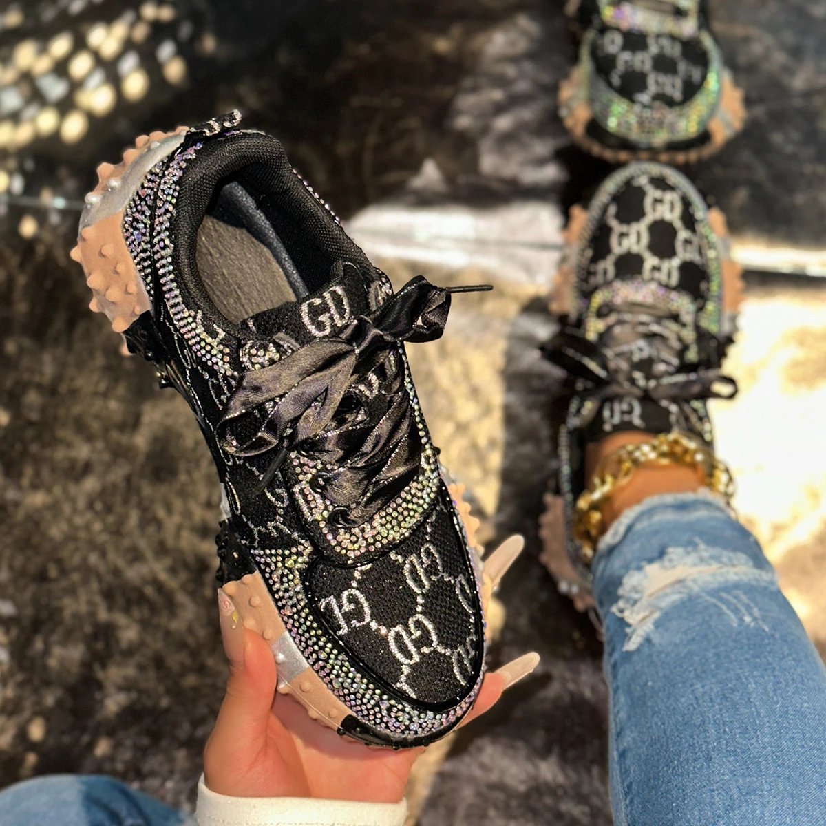 Women Rhinestone Fashionable Luxury Sports Shoes Outdoor Platform Sneakers Anti Slip Running Shoes Designer Sports Leisure Shoes
