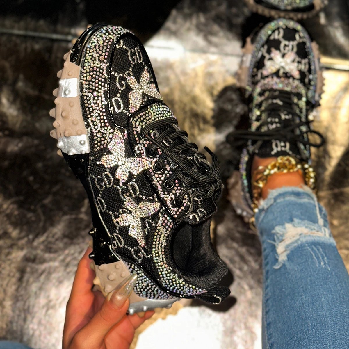 Women Rhinestone Fashionable Luxury Sports Shoes Outdoor Platform Sneakers Anti Slip Running Shoes Designer Sports Leisure Shoes